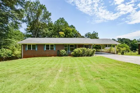 3811 S Hurt Rd SW, Smyrna, GA 30082