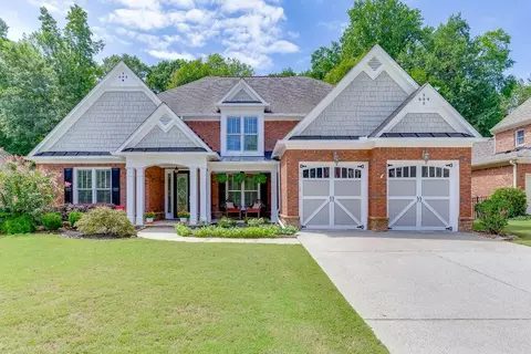 1560 Turtle Pond Dr, Hoschton, GA 30548