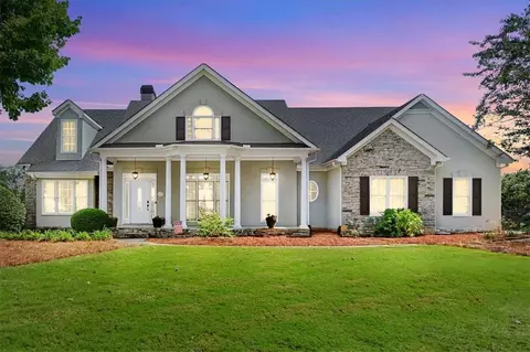 150 Azalea Lakes Ct, Dallas, GA 30157