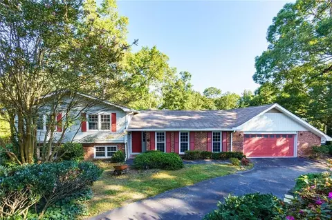 4201 Fairgreen Ter NE, Marietta, GA 30068