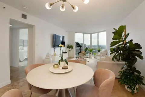 2870 Pharr Ct NW #2902, Atlanta, GA 30305