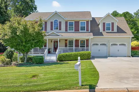 990 Spring Brook Dr, Lawrenceville, GA 30043