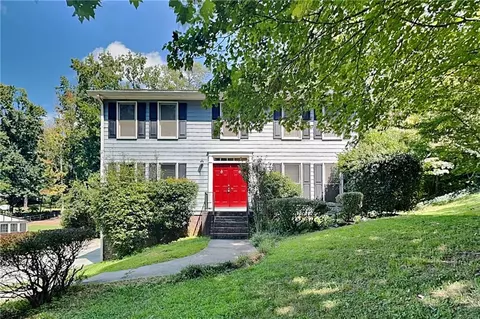 2990 Mountain Trce NE, Roswell, GA 30075