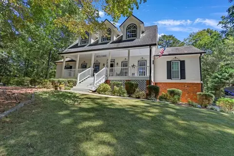 4740 Matthews Park Dr, Snellville, GA 30039