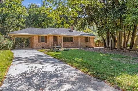 4245 Rickenbacker Way NE, Atlanta, GA 30342