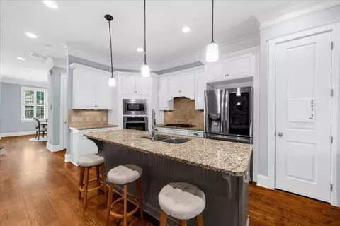 Kitchen - 2442 Gatebury Cir, Chamblee, GA 30341 photo 5 of 9
