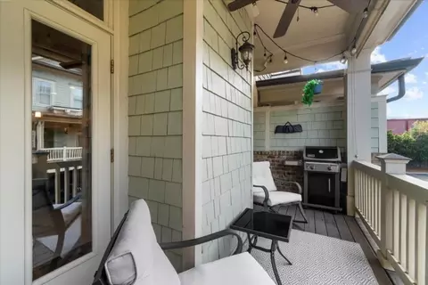 Exterior - 2442 Gatebury Cir, Chamblee, GA 30341 photo 7 of 10