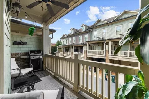Exterior - 2442 Gatebury Cir, Chamblee, GA 30341 photo 6 of 10