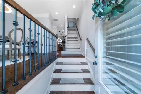 Entry Way - 2442 Gatebury Cir, Chamblee, GA 30341 photo 1 of 4