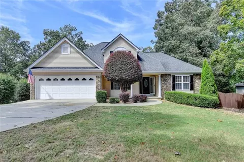 3443 Osceola Trl, Gainesville, GA 30506