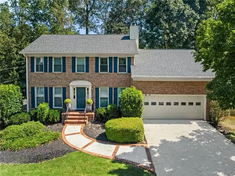 2526 Cosmos Dr NE, Atlanta, GA 30345