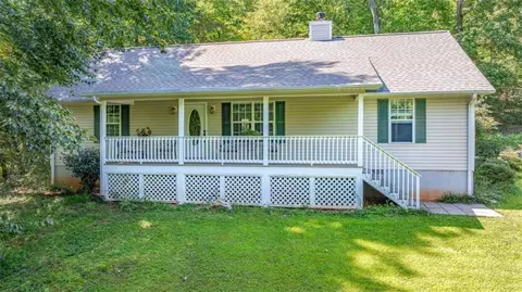 11 Lake Trl, Dahlonega, GA 30533