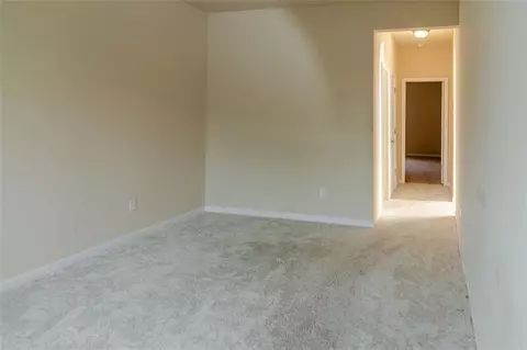 574 Caledon Way, Hampton, GA 30228 photo 4