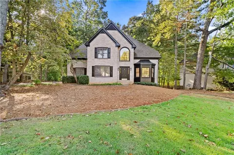 6211 Woodlore Dr NW, Acworth, GA 30101
