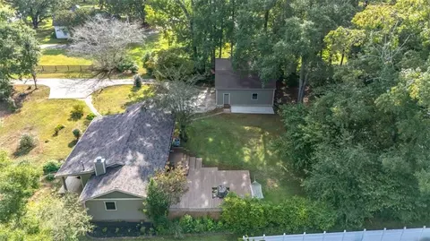 577 W Hickory Level Rd, Temple, GA 30179