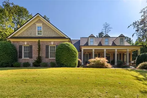 5717 Winding Rose Trl, Flowery Branch, GA 30542