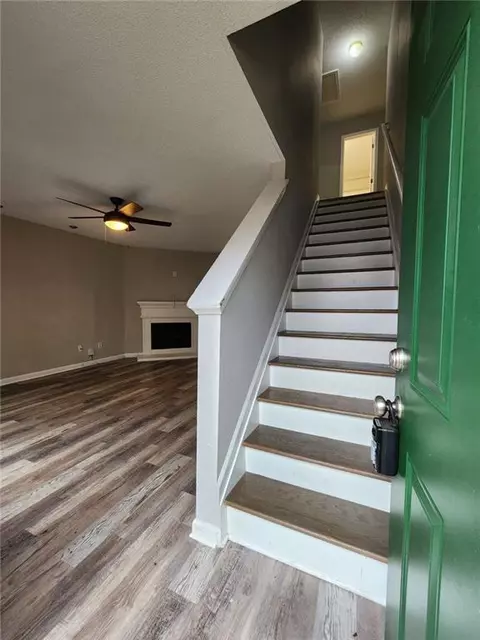 6613 Chestnut Oaks Rdg, Lithonia, GA 30038