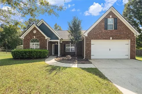 385 Feldspar Dr, Jefferson, GA 30549