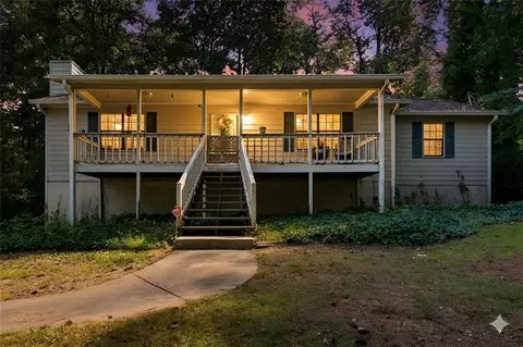 31 Powder Mill Dr, Dallas, GA 30157