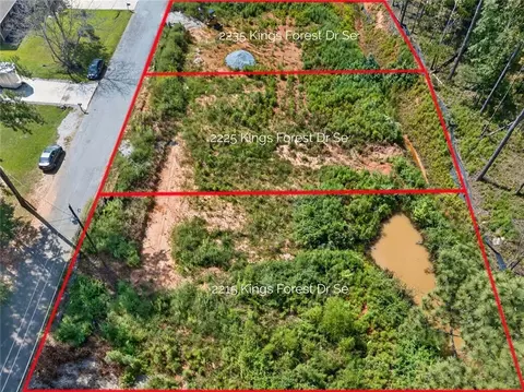 2225 Kings Forest Dr SE, Conyers, GA 30013