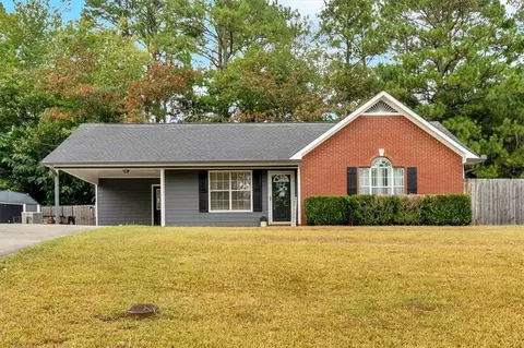 29 Crossridge Dr SE, Silver Creek, GA 30173