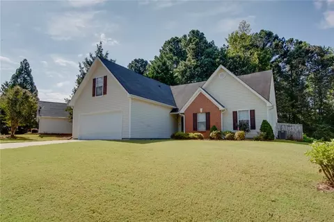 1400 Wilkes Crest Dr, Dacula, GA 30019