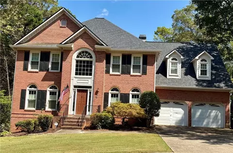 1474 Fallsbrook Ct NW, Acworth, GA 30101