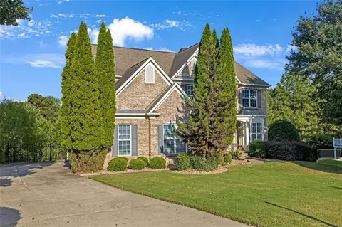 5253 Enniskillen Ct, Suwanee, GA 30024
