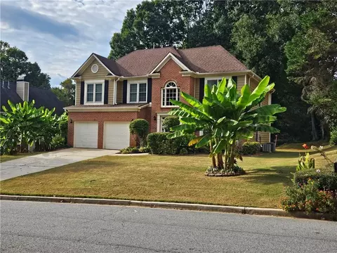 732 Mountain Oaks Pkwy, Stone Mountain, GA 30087