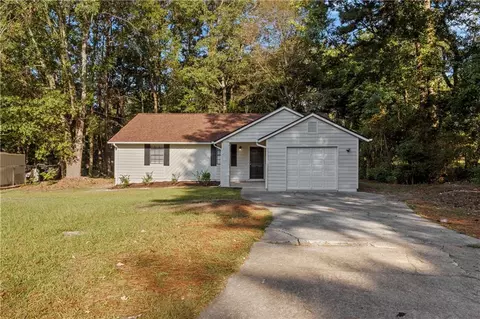 973 Chickadee Ct, Riverdale, GA 30296