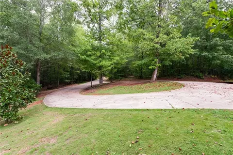 Exterior - 556 Fuller Rd, Athens, GA 30607 photo 2 of 12