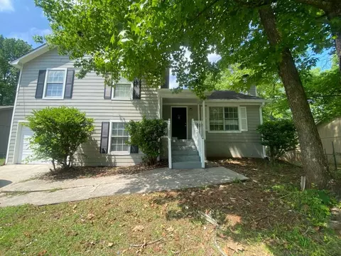 11111 Shannon Cir, Hampton, GA 30228