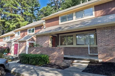 43 Country Place Ct, Alpharetta, GA 30005