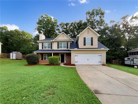 532 Hemlock Dr, Winder, GA 30680 photo 2