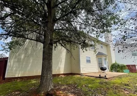 Exterior - 130 Hazelhurst Dr, Covington, GA 30016 photo 2 of 3