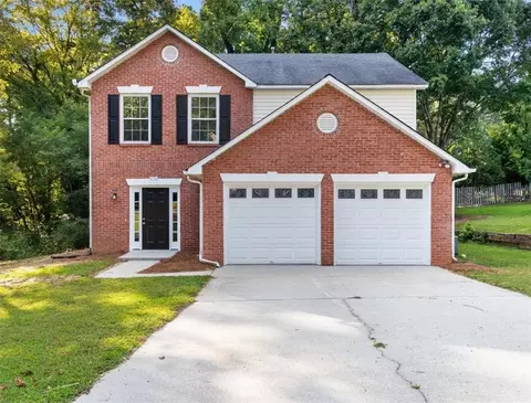 650 Walnut Creek Dr NW, Lilburn, GA 30047
