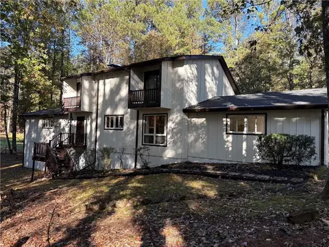 15970 Freemanville Rd, Milton, GA 30004