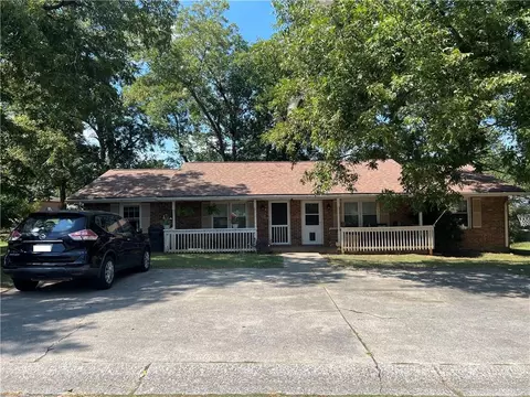 15 Home Place Dr NW, Cartersville, GA 30121