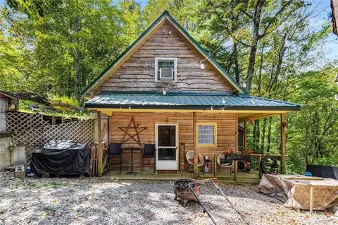 328 Morton Dr, Ellijay, GA 30540
