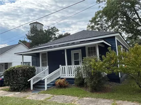51 Hazel St, Porterdale, GA 30014
