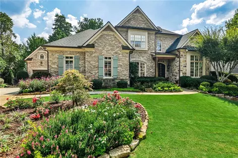 750 Glengate Pl, Atlanta, GA 30328