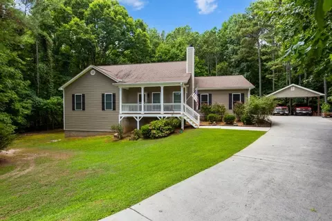 6865 Fletcher Dr, Winston, GA 30187