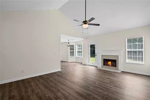 Living - 70 Mountain Way, Covington, GA 30016 photo 4 of 7