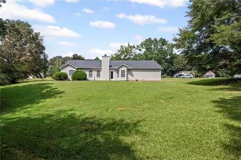 Exterior - 70 Mountain Way, Covington, GA 30016 photo 3 of 4