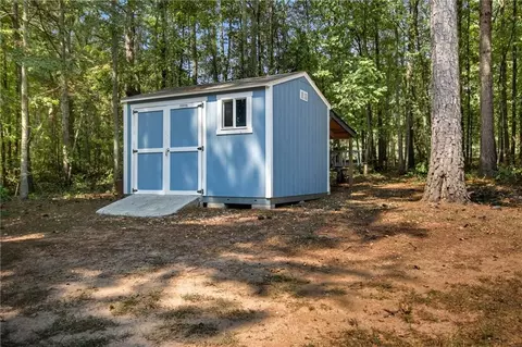 Exterior - 210 Steele Branch Ct, Hampton, GA 30228 photo 14 of 15