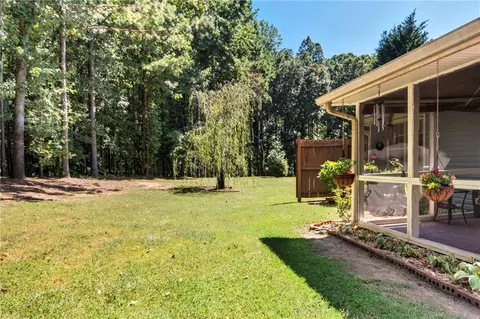 Exterior - 210 Steele Branch Ct, Hampton, GA 30228 photo 10 of 15