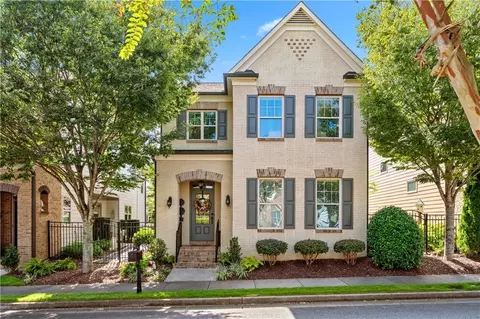 7835 Crownpoint Dr, Alpharetta, GA 30005