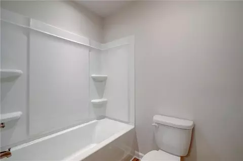 703 Bristol Dr, Loganville, GA 30052