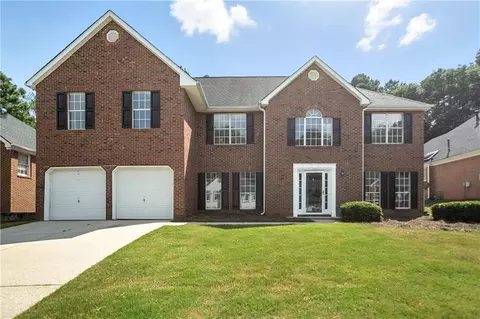 76 Championship Ct, Fayetteville, GA 30215