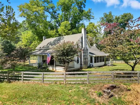 3940 Twin Lakes Rd, Cumming, GA 30040